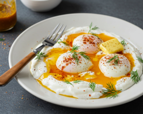 Huevos Turcos: Desayuno Fácil y Gourmet en 20 Minutos